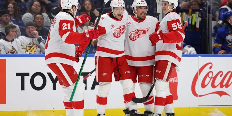 Red Wings Defeat Sabres 5-2 on the Road Red Wings Defeat Sabres 5-2 on the Road