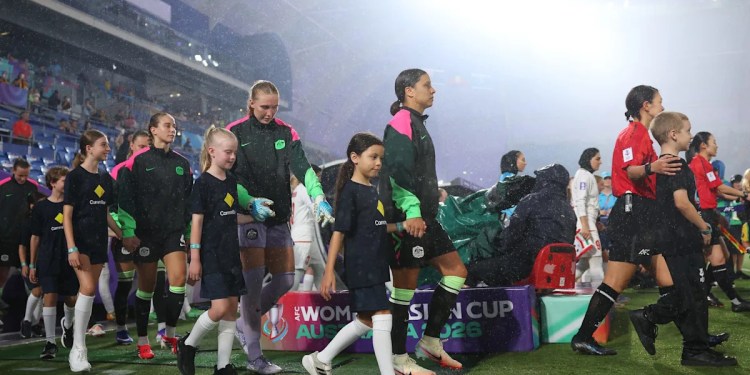 Australia Advances to Asian Cup Semifinals After Defeating Iran Australia Advances to Asian Cup Semifinals After Defeating Iran