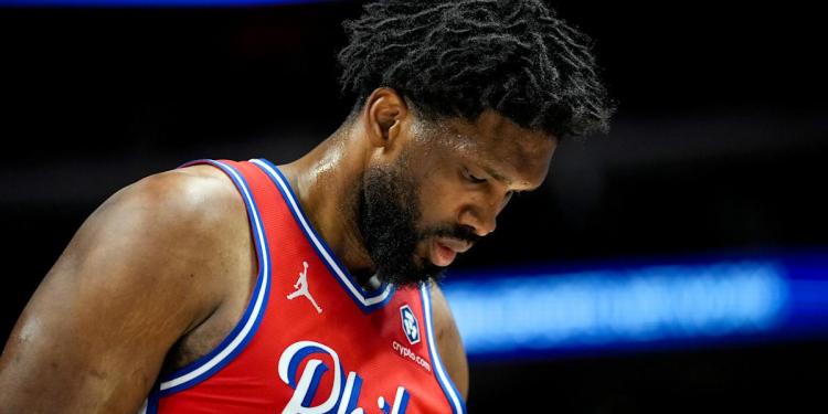 76ers’ Joel Embiid shut down for remainder of 2024-25 season due to injured left knee 76ers’ Joel Embiid shut down for remainder of 2024-25 season due to injured left knee