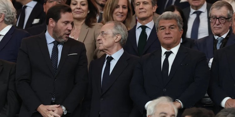 Real Madrid may seek compensation from Barcelona over Negreira Case Real Madrid may seek compensation from Barcelona over Negreira Case