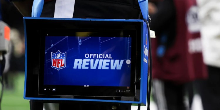 NFL Acknowledges Mistake on Panthers’ Catch Reversal NFL Acknowledges Mistake on Panthers’ Catch Reversal