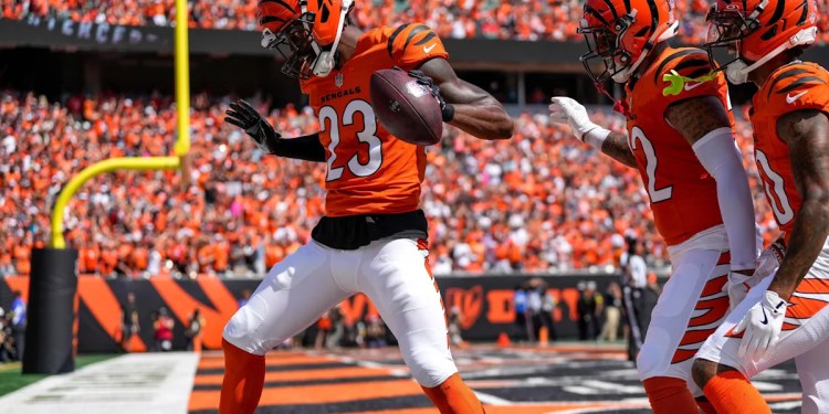 Dax Hill prefers to play outside cornerback Dax Hill prefers to play outside cornerback