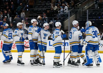 Blues Defeat Mammoth 5-3 Blues Defeat Mammoth 5-3