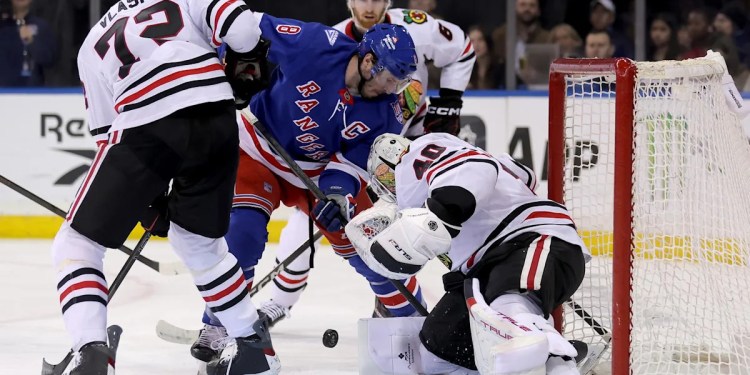 Rangers Defeat Blackhawks 6-1 at Madison Square Garden Rangers Defeat Blackhawks 6-1 at Madison Square Garden