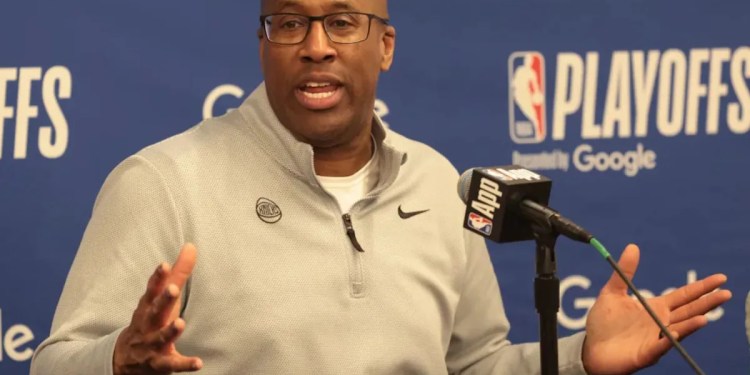 Mike Brown Addresses Referee Free Throw Discrepancy Mike Brown Addresses Referee Free Throw Discrepancy