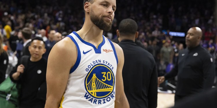 Warriors vs. Suns Player Grades: Season Finale Warriors vs. Suns Player Grades: Season Finale