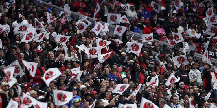 Falcons defeat Rams ahead of Panthers-Buccaneers matchup Falcons defeat Rams ahead of Panthers-Buccaneers matchup