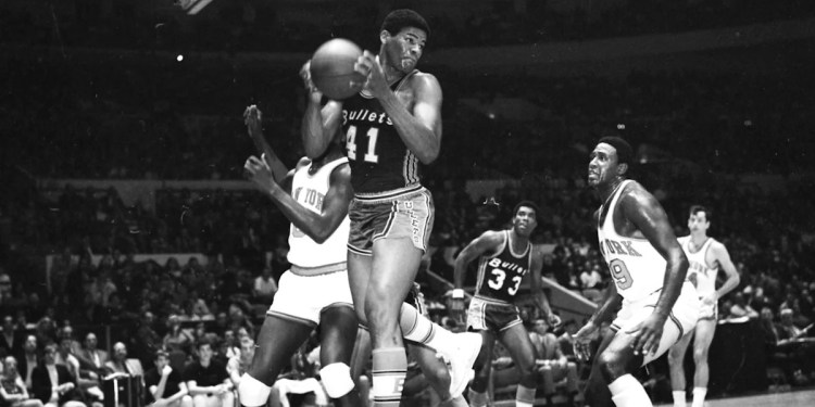 YouTube Video on Wes Unseld’s Basketball Skills YouTube Video on Wes Unseld’s Basketball Skills