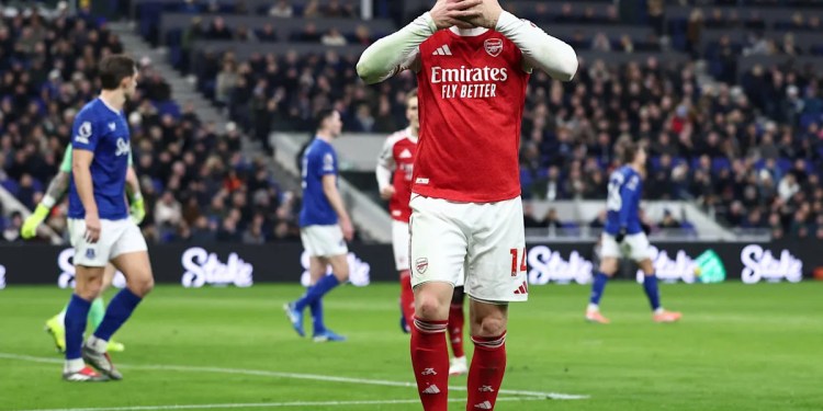 Arsenal Legend Supports €65m Summer Signing Arsenal Legend Supports €65m Summer Signing