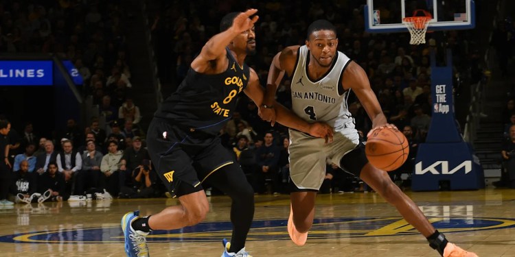 Spurs defeat Warriors 126-113 with second half comeback Spurs defeat Warriors 126-113 with second half comeback