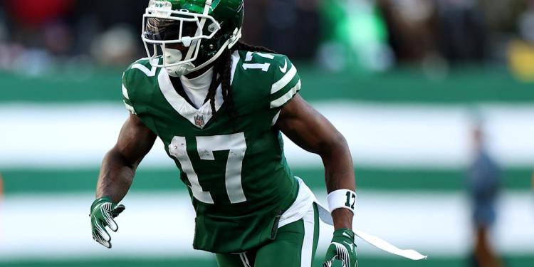 Fantasy Football: Week 17 WR rankings (Half-PPR) Fantasy Football: Week 17 WR rankings (Half-PPR)