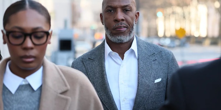 Blazers Coach Chauncey Billups Pleads Not Guilty in Poker Case Blazers Coach Chauncey Billups Pleads Not Guilty in Poker Case