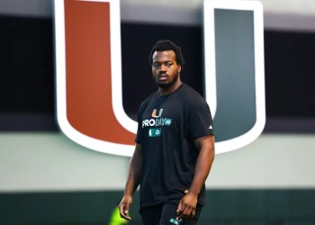 Dolphins Discuss with Rueben Bain Jr. Dolphins Discuss with Rueben Bain Jr.