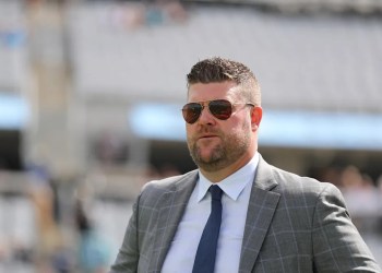 Dolphins Hire Jon Robinson from Titans as New GM Dolphins Hire Jon Robinson from Titans as New GM