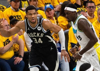 12-team, 9-cat Mock Draft: Take Giannis Antetokounmpo and don't look back 12-team, 9-cat Mock Draft: Take Giannis Antetokounmpo and don't look back