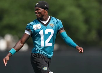 Travis Hunter signs rookie contract with Jaguars after delay through minicamp, will receive .6M bonus up front Travis Hunter signs rookie contract with Jaguars after delay through minicamp, will receive .6M bonus up front