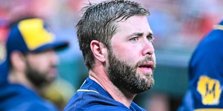 Ex-MLB player Darin Ruf sues Reds, claims their uncovered tarp caused his career-ending injury Ex-MLB player Darin Ruf sues Reds, claims their uncovered tarp caused his career-ending injury