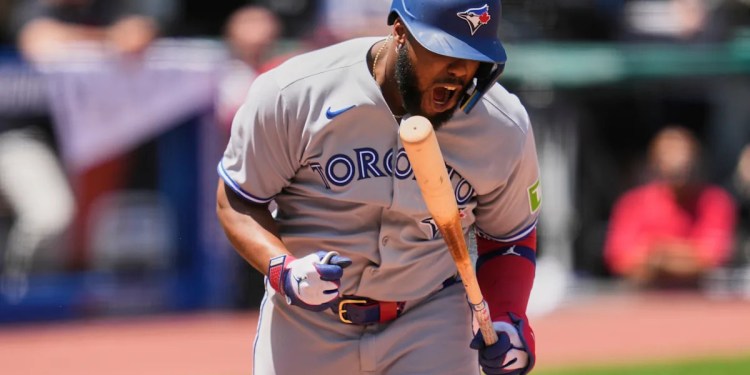 Vladimir Guerrero Jr., Jose Ramirez both forced to leave game after Guardians-Blue Jays bean-ball war Vladimir Guerrero Jr., Jose Ramirez both forced to leave game after Guardians-Blue Jays bean-ball war
