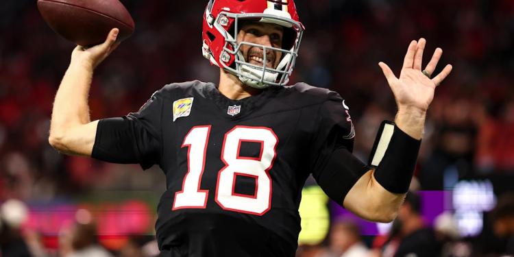 Buccaneers vs. Falcons Thursday Night Football result: Atlanta stuns Tampa Bay in OT in huge night for Kirk Cousins Buccaneers vs. Falcons Thursday Night Football result: Atlanta stuns Tampa Bay in OT in huge night for Kirk Cousins