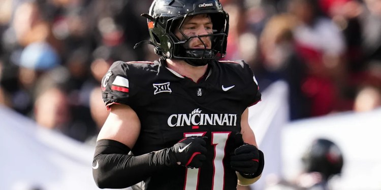 Jake Golday Joins Broncos as Linebacker Jake Golday Joins Broncos as Linebacker