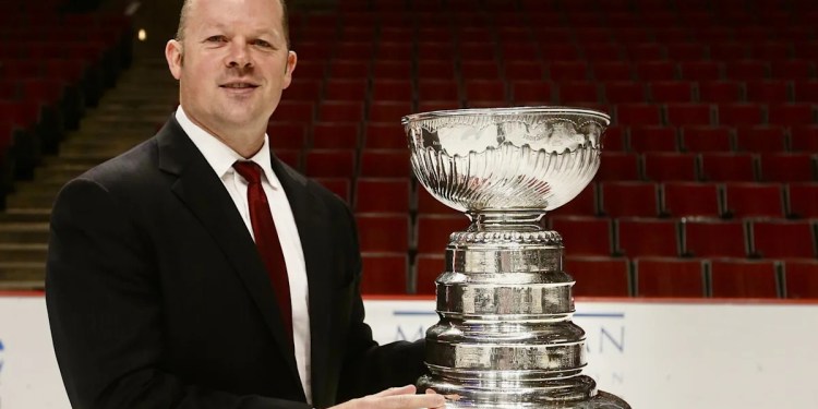 Al MacIsaac Seeks New Opportunity After Leaving Blackhawks Al MacIsaac Seeks New Opportunity After Leaving Blackhawks