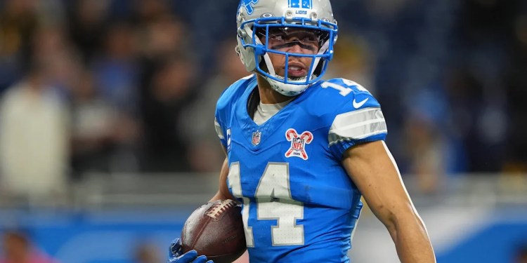 Lions’ Amon-Ra St. Brown and Chargers’ Keenan Allen in NBA Celebrity Game Lions’ Amon-Ra St. Brown and Chargers’ Keenan Allen in NBA Celebrity Game