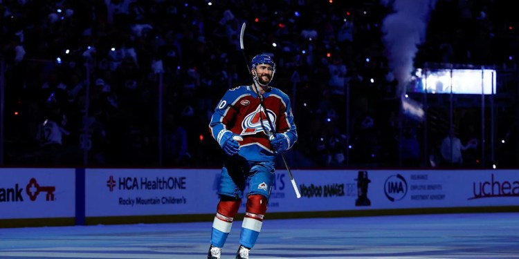 Roy’s Overtime Goal Gives Avalanche Series Lead Roy’s Overtime Goal Gives Avalanche Series Lead