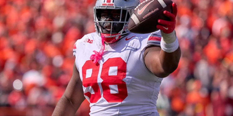 Mel Kiper Projects Bears to Select Offensive and Defensive Linemen Mel Kiper Projects Bears to Select Offensive and Defensive Linemen