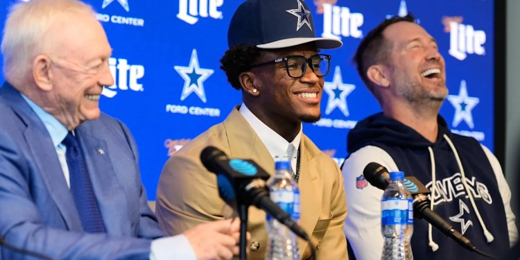 Documentary: Cowboys Offered First-Round Trade to Browns Documentary: Cowboys Offered First-Round Trade to Browns