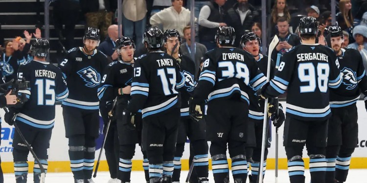 Mammoths Secure Western Conference Wild Card Spot Mammoths Secure Western Conference Wild Card Spot