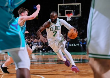 Jaylen Brown Compares Hornets to Celtics Jaylen Brown Compares Hornets to Celtics