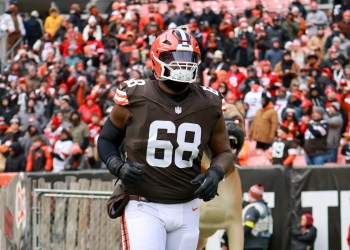 Cleveland Browns Sign Cam Robinson for Left Tackle Position Cleveland Browns Sign Cam Robinson for Left Tackle Position