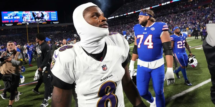 Lamar Jackson apologizes to Bills fan he shoved in retaliation: 'Just chill next time' Lamar Jackson apologizes to Bills fan he shoved in retaliation: 'Just chill next time'