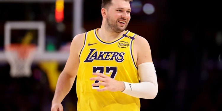 Luka Dončić agrees to 3-year, 5M max extension with Lakers Luka Dončić agrees to 3-year, 5M max extension with Lakers