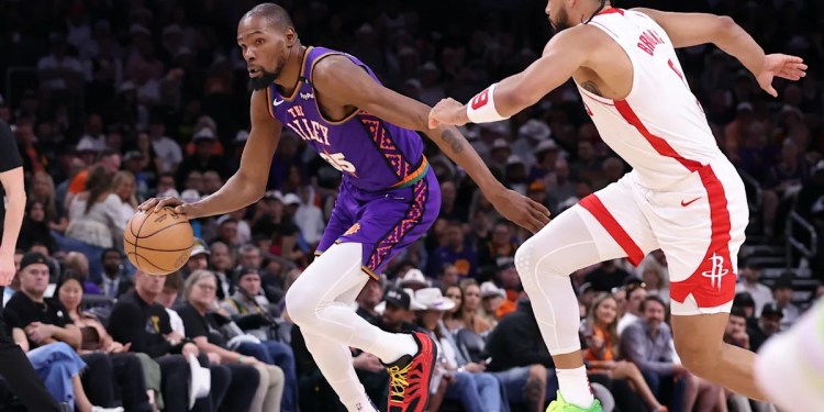 Suns star Kevin Durant leaves loss to Rockets early after rolling ankle, scuffle with Dillon Brooks Suns star Kevin Durant leaves loss to Rockets early after rolling ankle, scuffle with Dillon Brooks