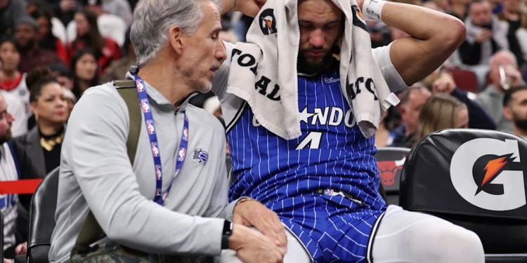 Jalen Suggs out indefinitely due to right MCL sprain Jalen Suggs out indefinitely due to right MCL sprain