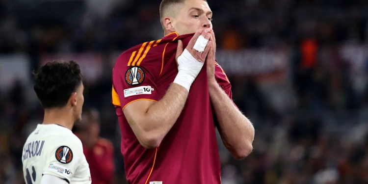 West Ham inquires about Roma’s Artem Dovbyk West Ham inquires about Roma’s Artem Dovbyk
