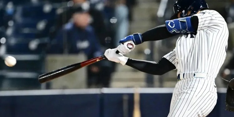 George Lombard Jr. Contributes Offensively and Defensively for Yankees George Lombard Jr. Contributes Offensively and Defensively for Yankees