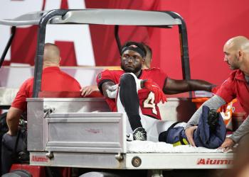 NFL reportedly fines Ravens LB Roquan Smith ,833 for hip-drop tackle that ended Chris Godwin's season NFL reportedly fines Ravens LB Roquan Smith ,833 for hip-drop tackle that ended Chris Godwin's season