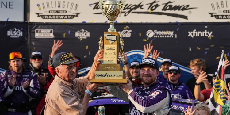Denny Hamlin and Michael Jordan’s NASCAR Team Seeks Short Track Success Denny Hamlin and Michael Jordan’s NASCAR Team Seeks Short Track Success