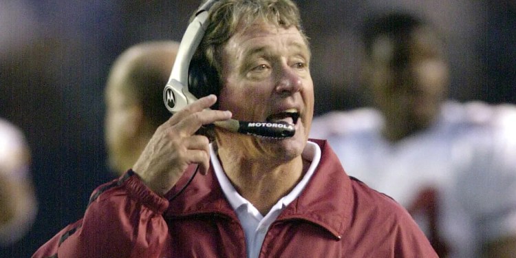 Dave McGinnis, former NFL coach and broadcaster, dies Dave McGinnis, former NFL coach and broadcaster, dies