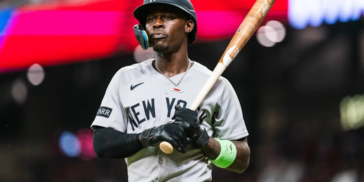 MLB investigating after Yankees’ Jazz Chisholm Jr., Braves assistant coach get into it after relaying signs MLB investigating after Yankees’ Jazz Chisholm Jr., Braves assistant coach get into it after relaying signs