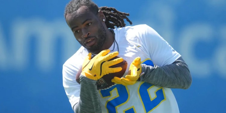 Najee Harris cleared, ready to play with Chargers in Brazil after sustaining eye injury in fireworks incident Najee Harris cleared, ready to play with Chargers in Brazil after sustaining eye injury in fireworks incident