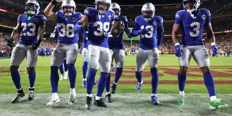Building the Seahawks’ Dark Side Defense Building the Seahawks’ Dark Side Defense