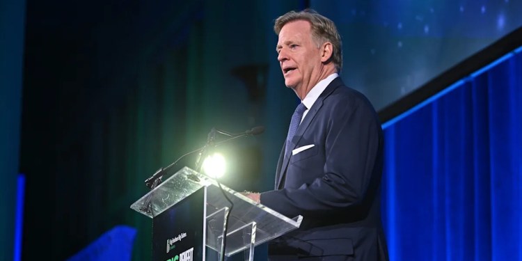 NFL RedZone Sees Increased Commercials Since Week 1 NFL RedZone Sees Increased Commercials Since Week 1