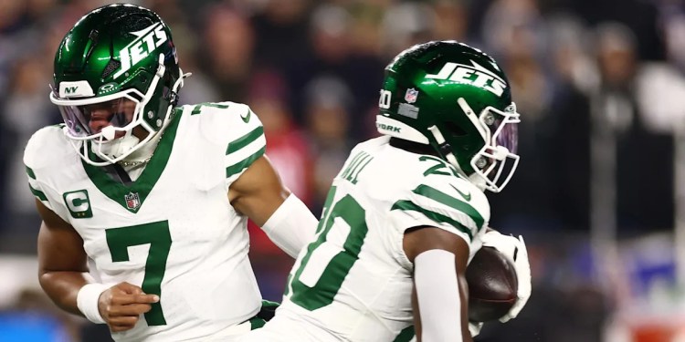 Breece Hall criticizes media for pursuing access to Justin Fields Breece Hall criticizes media for pursuing access to Justin Fields