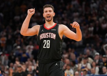 Rockets Defeat Opponent 117-116 Rockets Defeat Opponent 117-116