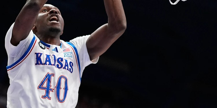 Kansas defeats Baylor 80-62 with Peterson’s 26 points Kansas defeats Baylor 80-62 with Peterson’s 26 points