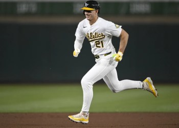 A’s Beat Astros 11-4 in Divisional Game A’s Beat Astros 11-4 in Divisional Game