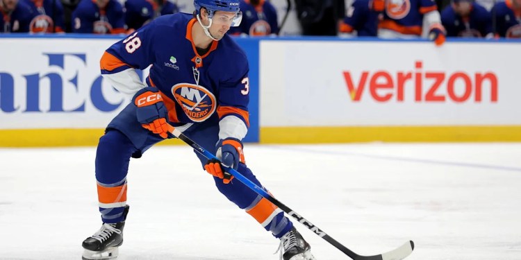 Islanders Assign Travis Mitchell to Bridgeport Islanders Assign Travis Mitchell to Bridgeport